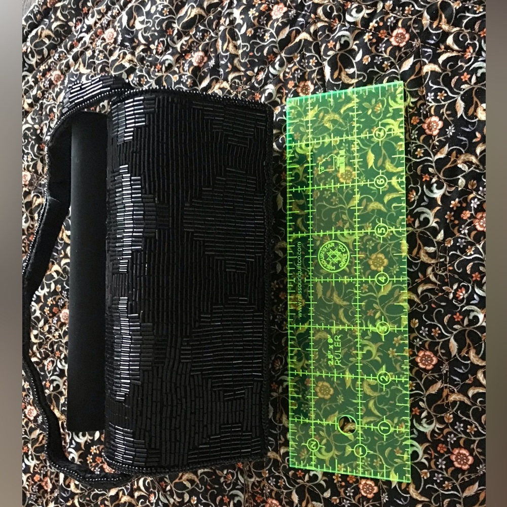 Chic Black Beaded Evening Bag